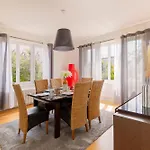 Διαμέρισμα De Prestige Au Centre Climatise Avec Jardin Prive