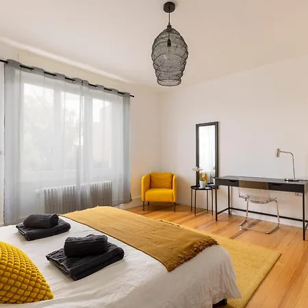 Διαμέρισμα De Prestige Au Centre Climatise Avec Jardin Prive
