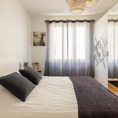Διαμέρισμα De Prestige Au Centre Climatise Avec Jardin Prive *