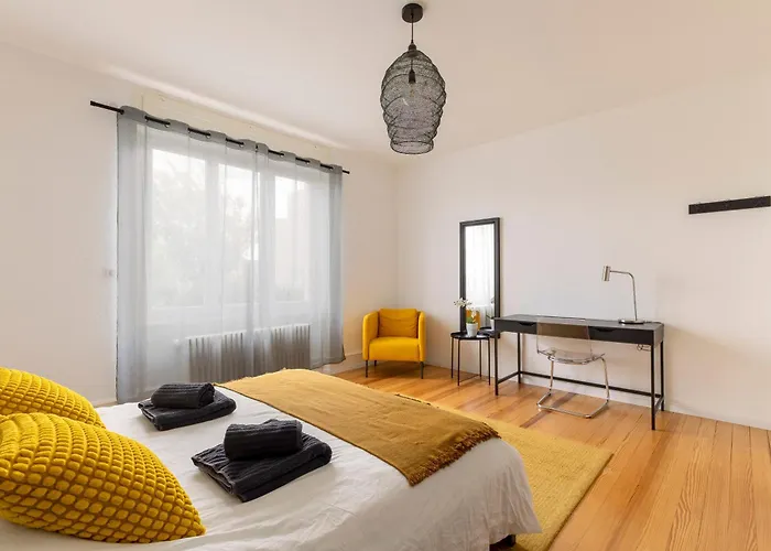 Apartamento De Prestige Au Centre Climatise Avec Jardin Prive