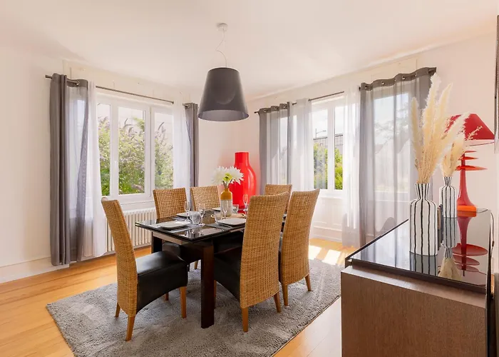 Apartamento De Prestige Au Centre Climatise Avec Jardin Prive